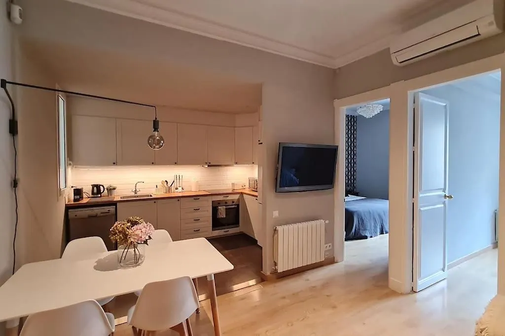 Centrico Y Renovado Apartamento Ideal Familias Barcelona Lägenhet